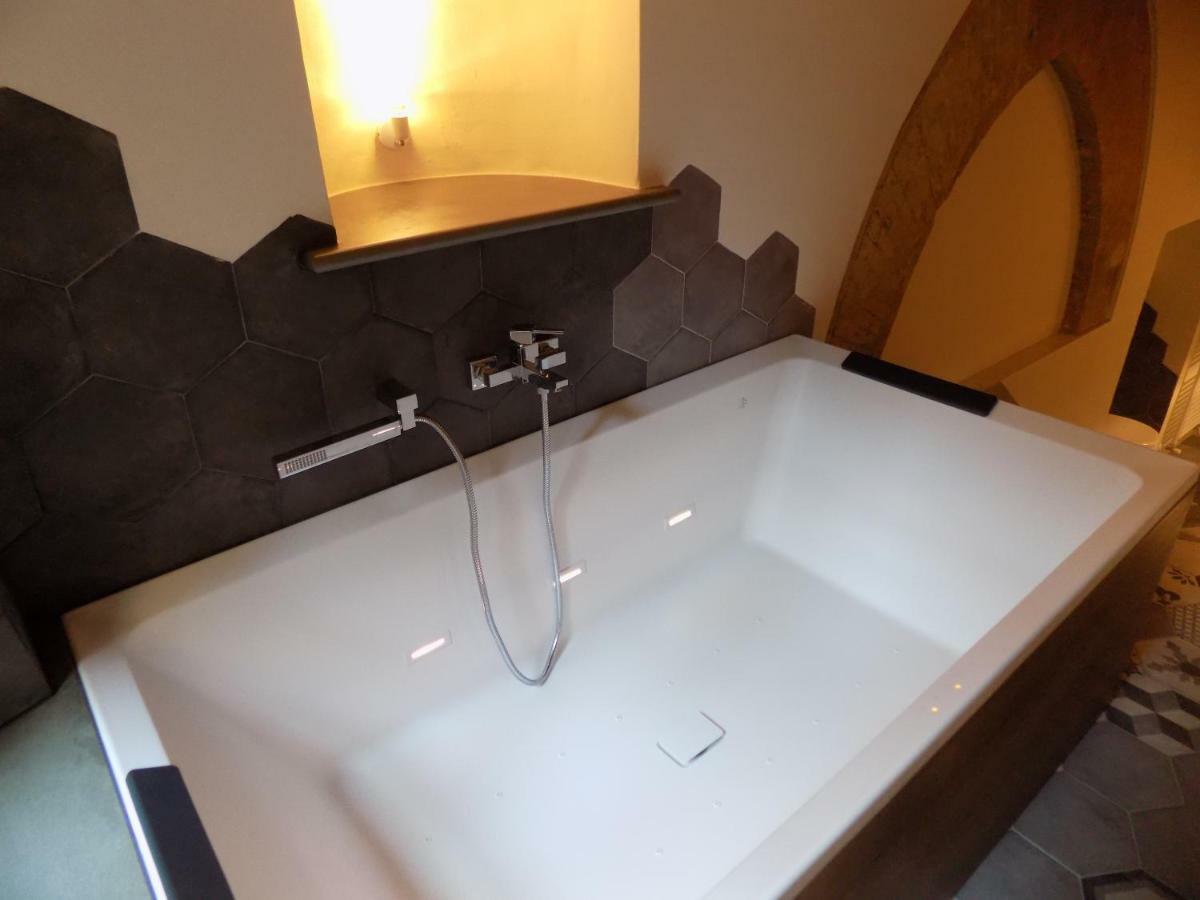 Luxury Suite Apartment Angiolieri Сієна Екстер'єр фото